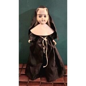 Vintage 1960s Catholic Nun Doll 11.5" Eyes Open & Close Plastic